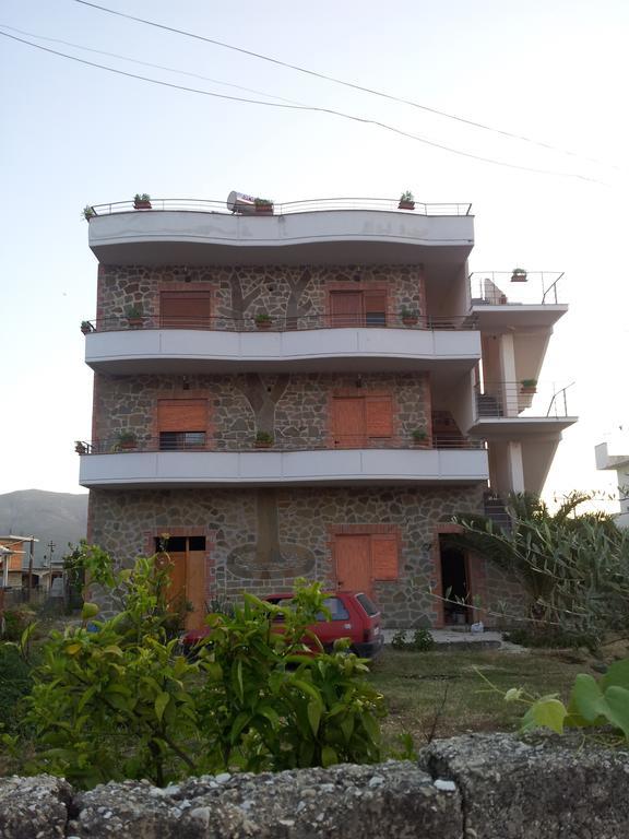 Velaj Apartments Orikum Cameră foto