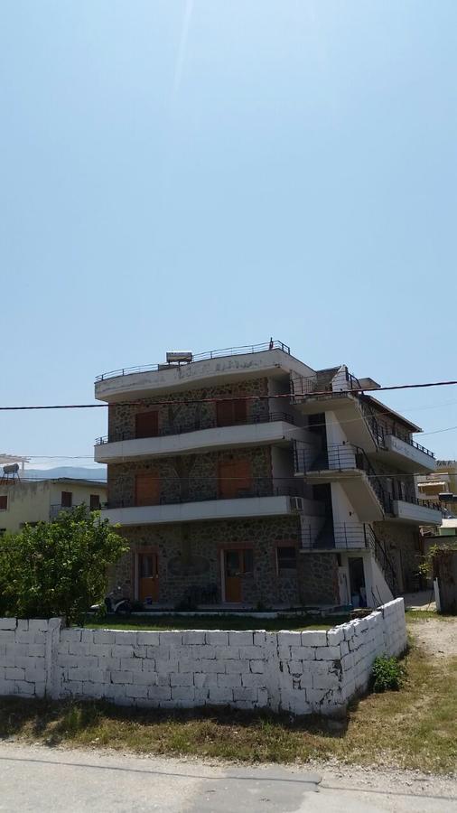 Velaj Apartments Orikum Exterior foto